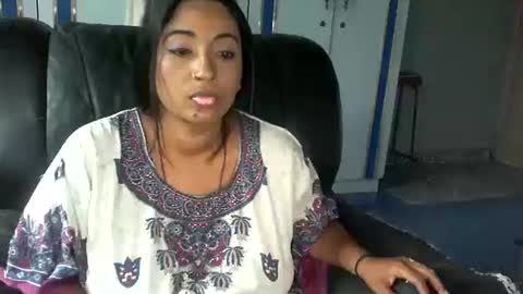 Snapshot of indianplaygal69 chatting on December 6, 1:27 pm Indianpalgal69 online show from December 6, 1:27 pm