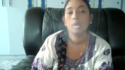 Snapshot of indianplaygal69 chatting on February 18, 6:48 am Indianpalgal69 online show from February 18, 6:48 am
