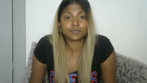 Snapshot of indianqtpie6 chatting on September 12, 6:32 pm indianqtpie6 online show from September 12, 6:32 pm