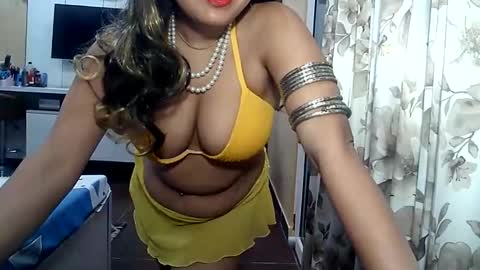 Radha online show from January 23, 1:24 pm