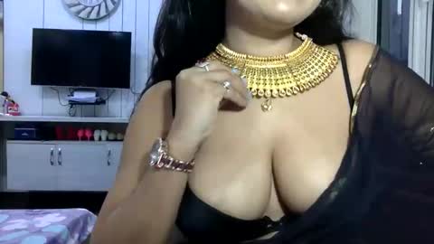 Radha online show from November 15, 7:37 pm