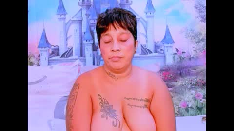 roxy online show from February 19, 9:25 pm