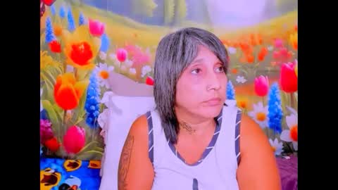 indianroxy27 online show from March 26, 6:57 pm