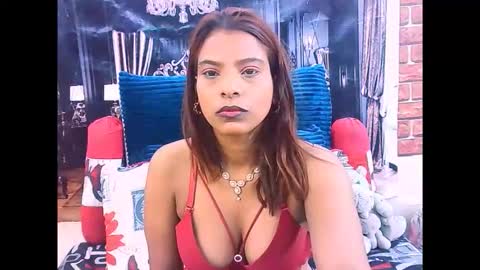 indiansexyass4u2luv online show from May 19, 9:05 am