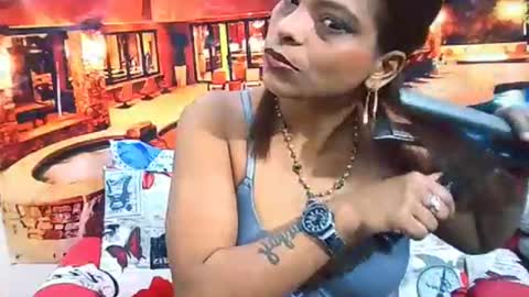 indiansexyass4u2luv online show from May 11, 5:36 am