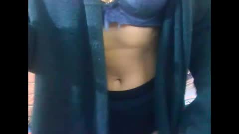 indiansexybutt4u2luv online show from June 19, 9:15 am
