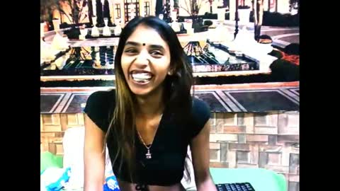 indiansexyslender4u2luv online show from September 22, 5:22 am