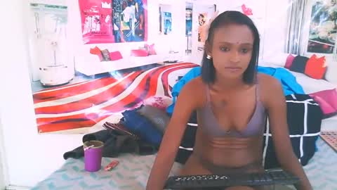 Snapshot of indianstarrlight chatting on September 18, 6:28 am Shanny online show from September 18, 6:28 am