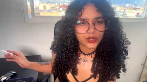 Snapshot of indicasatan chatting on January 19, 10:17 pm Indicasatan online show from January 19, 10:17 pm