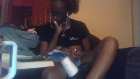 Snapshot of indigo_scorpio chatting on September 14, 7:21 am indigo_scorpio online show from September 14, 7:21 am