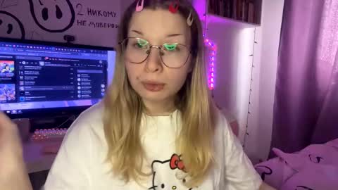 Yuki online show from October 19, 6:40 am