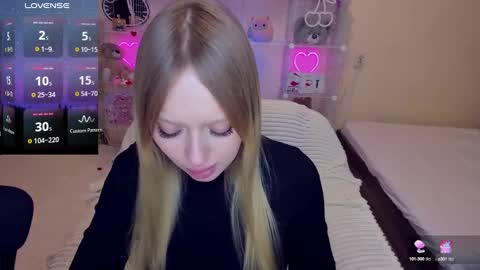 Snapshot of indykally chatting on February 27, 6:42 pm Indy Kally online show from February 27, 6:42 pm