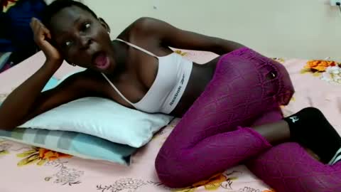 ines01 online show from October 8, 2:19 am