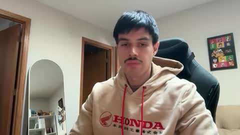 Lucas online show from February 14, 7:27 pm