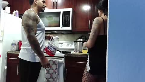 inkcouple27 online show from January 11, 4:07 am