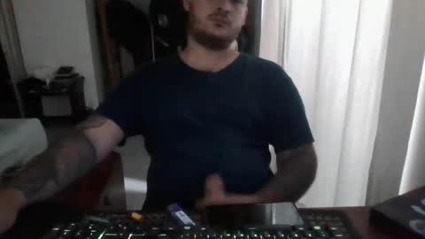 inkedboy777 online show from December 22, 10:38 am