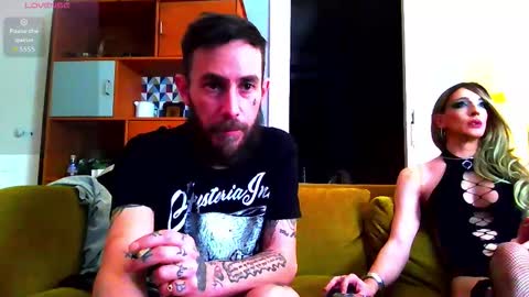 inktattoo42 online show from March 12, 11:52 pm