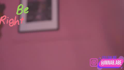 Snapshot of innana_babe chatting on February 25, 8:14 am Innana online show from February 25, 8:14 am