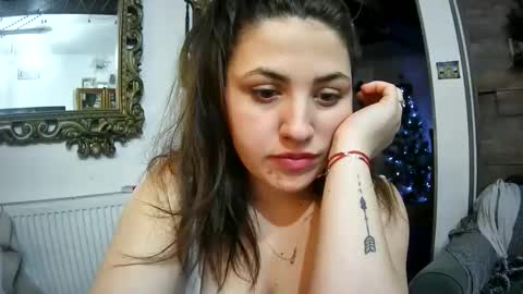 Innes online show from December 5, 12:21 am