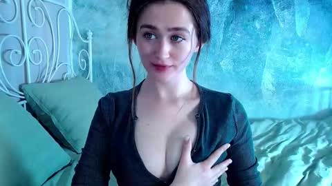 Lina online show from February 22, 9:24 am