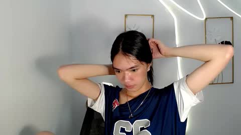 Reign online show from February 25, 5:38 pm