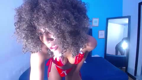 innocent_sexybaby online show from October 28, 8:43 pm