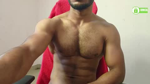Snapshot of insanestud_miles chatting on January 28, 5:32 am Miles online show from January 28, 5:32 am
