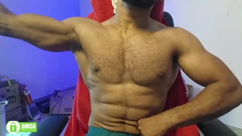Snapshot of insanestud_miles chatting on September 19, 5:22 am Miles online show from September 19, 5:22 am