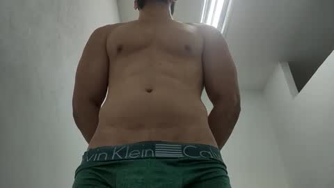 INSTAGRAM  camilodlx online show from December 22, 4:47 pm