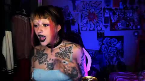 Insunnity666 online show from July 15, 8:13 pm