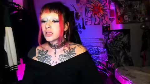 Insunnity666 online show from June 28, 8:38 pm