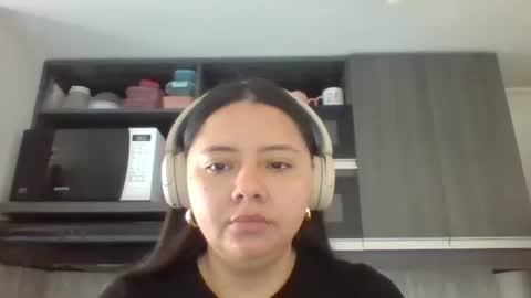 Iris 3 online show from April 10, 2:33 pm