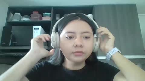 Iris 3 online show from April 16, 2:28 pm