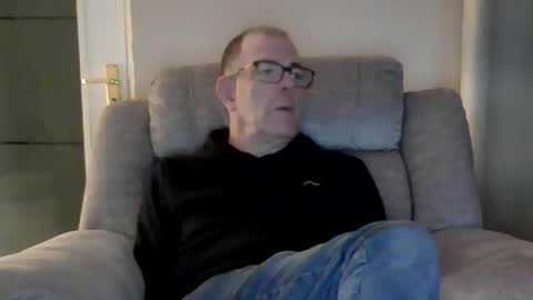 inthemood63 online show from October 5, 7:32 pm