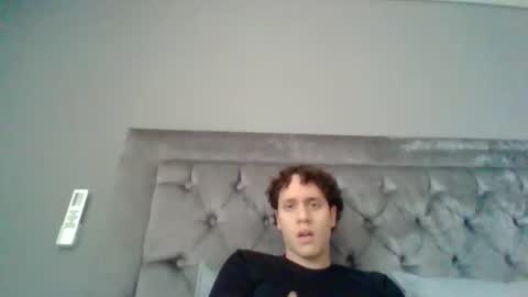 WillyTripleXxx online show from April 18, 7:18 pm