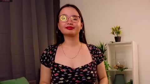 Snapshot of iralascola chatting on September 18, 2:15 am Mia online show from September 18, 2:15 am
