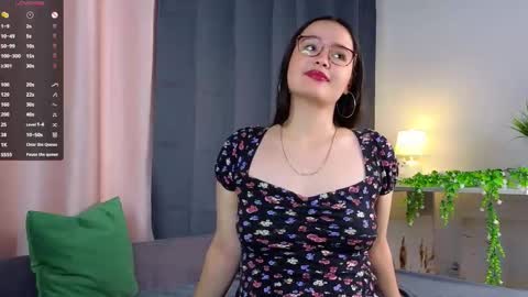 Snapshot of iralascola chatting on September 15, 2:13 am Mia online show from September 15, 2:13 am