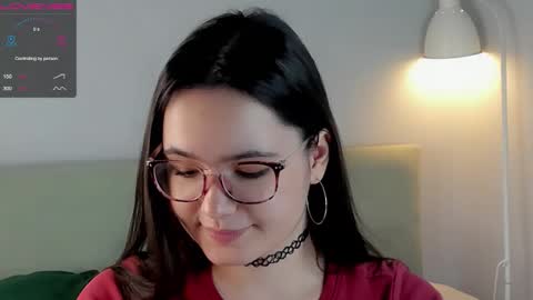 Mia online show from October 26, 1:06 am