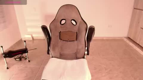 Irantzu online show from September 24, 7:42 pm