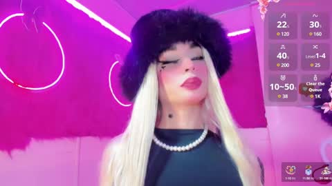 Snapshot of irina_lechera_ chatting on January 13, 7:53 pm Irina online show from January 13, 7:53 pm