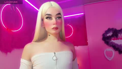 Snapshot of irina_lechera_ chatting on January 18, 10:06 pm Irina online show from January 18, 10:06 pm