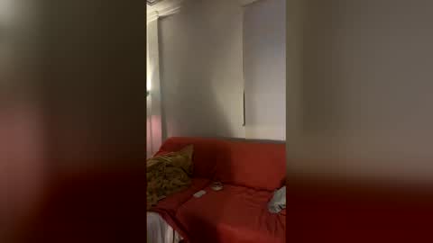 iris_dionisio online show from April 19, 11:51 pm