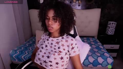 Snapshot of iris_evanss chatting on September 9, 3:12 pm Iris online show from September 9, 3:12 pm