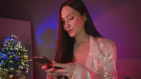 Iris online show from December 31, 6:24 pm