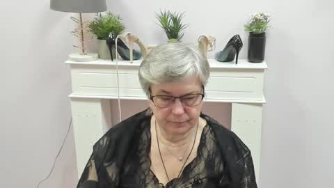 I R I S online show from February 4, 7:12 am