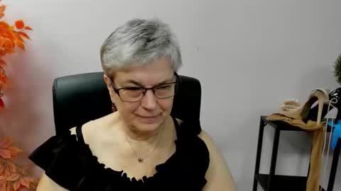 I R I S online show from October 10, 7:25 am