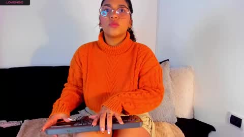 iris online show from September 29, 12:15 pm