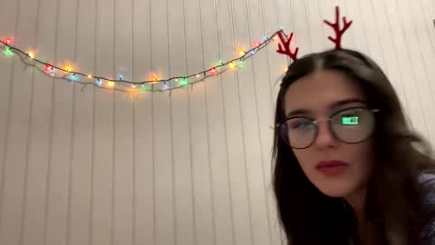 Snapshot of irisss31 chatting on December 30, 4:51 pm irisss31 online show from December 30, 4:51 pm
