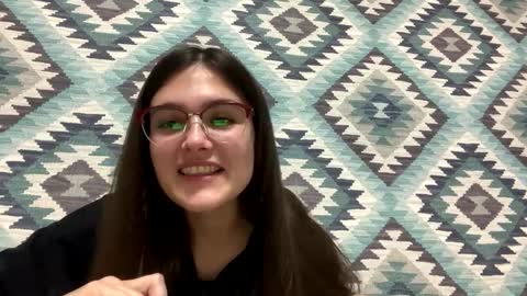 irisss31 online show from September 30, 7:02 pm