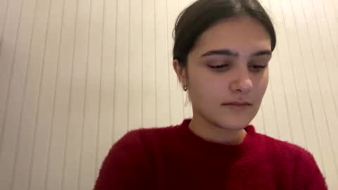 Snapshot of irisss31 chatting on December 18, 9:08 pm irisss31 online show from December 18, 9:08 pm